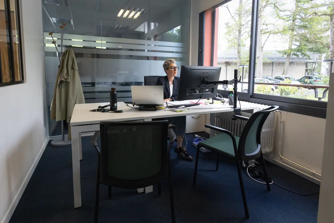 Coworking près des grandes baies vitrées